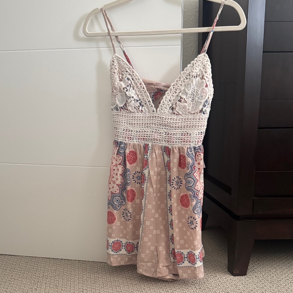 Elegant Lace Trim Boho Dress